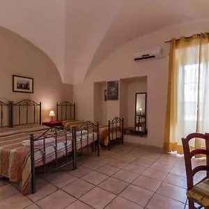 https://albatro-rooms.sicilyhotelsitaly.net