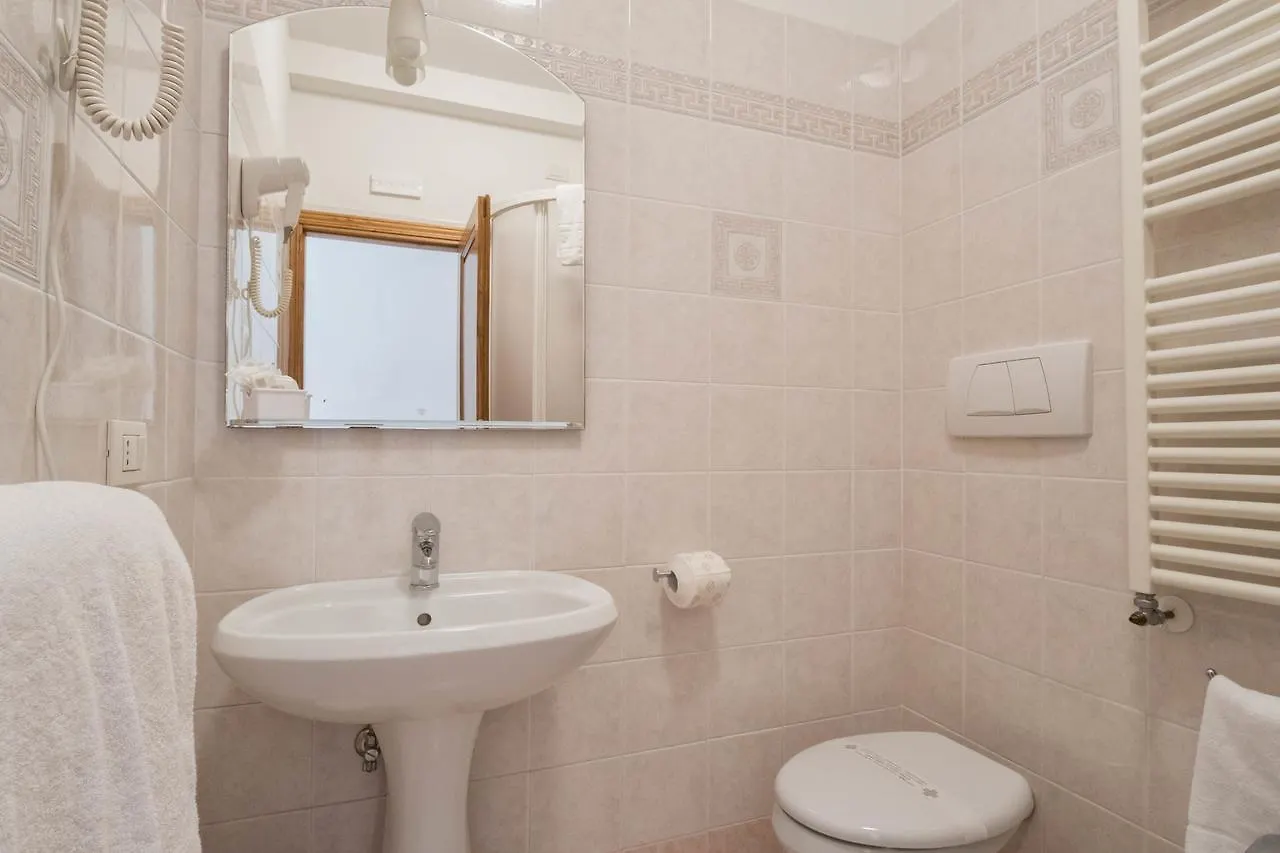 Casa Betania Casa Per Ferie Hotel Florence 2*,  Italy
